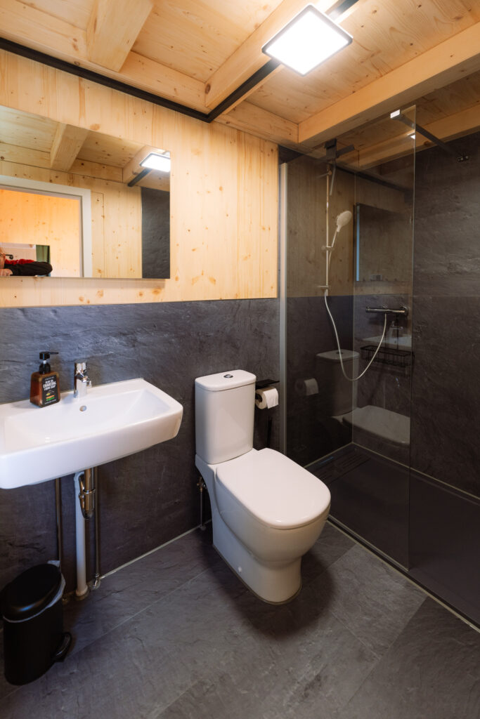 Tinyhouse 16 Bad im Tinyhouse